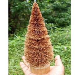 Handcrafted Coir Christmas Tree (9 x 6 x 25 cm) 40 gms