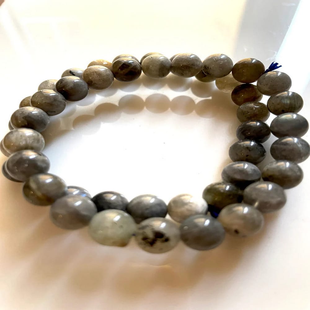 Intuitive Labradorite Bracelet 10 mm